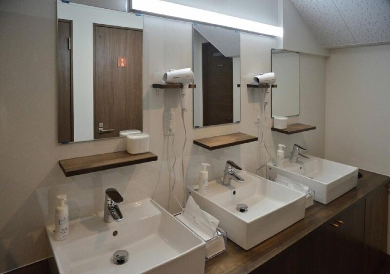 פוקואוקה Jam Hostel Hakata Station Front Mix Domitory - Vacation Stay 31831 מראה חיצוני תמונה